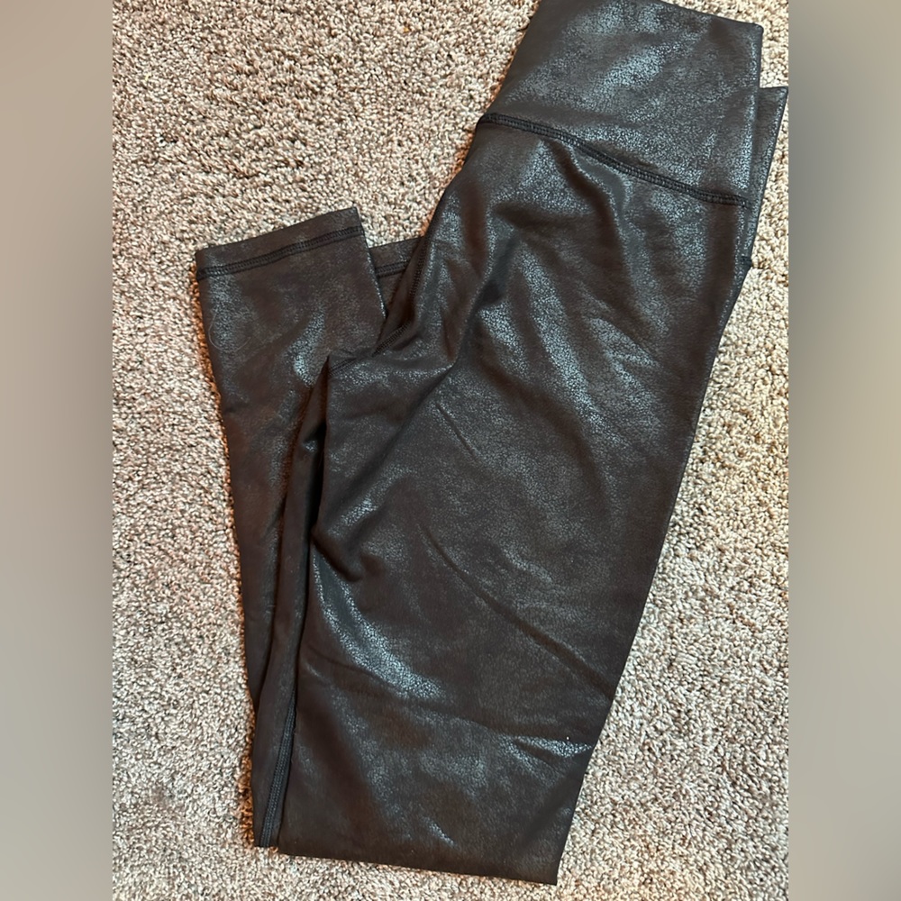 Offline aerie crackle legging